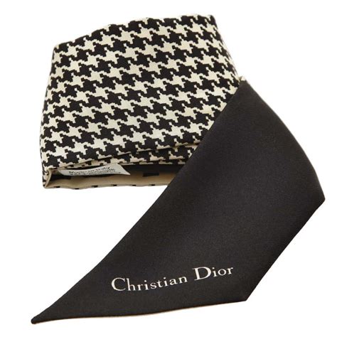 dior houndstooth scarf